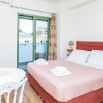 Domenicas Corfu Alepou