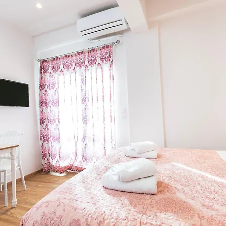Domenicas Corfu Апартаменты *